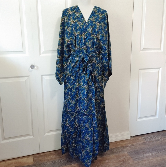 Anthropologie Ditsy Floral Sleep Robe - Picture 2 of 14